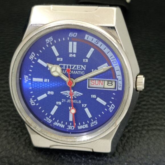 Vintage 1972 Citizen Automatic Mens Silver Watch W/daydate & Blue accents - Picture 3 of 9